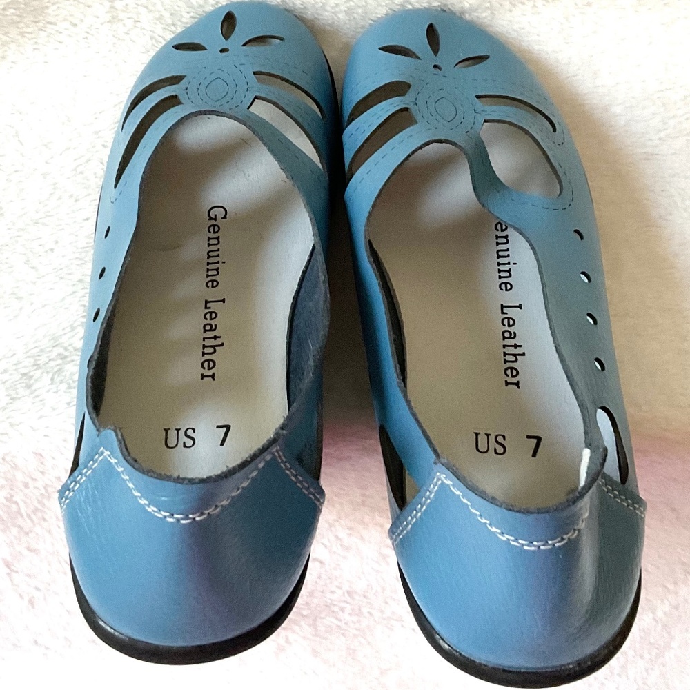 Blue Genuine Leather Minimalist Comfort Slip On Flats Cutout Shoes Size 7 - Picture 9 of 12